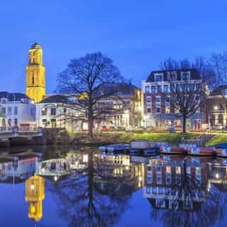 NIEUW op Horecaspot 👀⁠⁠
⁠⁠
🔐 Stille verkoop⁠
🍽 Restaurant⁠
📍 Zwolle⁠
⁠
Gelegen in hartje Zwolle vind je dit restaurant met een oppervlakte van ca. 110 m2 verkoopruimte en een terras van maar liefst 80 m2. ⁠
⁠
Meer info? Of een bezichtiging aanvragen? ⁠ ⁠
🔗 in bio