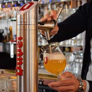 NIEUW op Horecaspot 👀⁠⁠
⁠⁠
🍽 Eetcafé⁠
📍 Goes⁠
✔Verhuur vastgoed⁠ & verkoop bedrijfsexploitatie⁠
⁠
Café “De Pompe” is een goedlopend bedrijf met een grote kring aan terugkerende gasten. Na 21 jaar de exploitanten besloten dat het tijd is om een andere weg in te slaan. Vandaar dat het eetcafé opzoek is naar een nieuwe eigenaar.⁠
⁠
De Pompe is in de huidige opzet de definitie wat men van een echt café mag verwachten. Het is gelegen aan de Grote Markt op een A-1 locatie en is voorzien van een overdekt terras bestemd tegen alle weersomstandigheden. ⁠
⁠
Het bedrijf biedt veel kansen en is zowel ideaal voor starters (instap klaar) als voor reeds gevestigde horecaorganisaties.⁠
⁠
Meer info? Brochure of bezichtiging aanvragen? ⁠
🔗 in bio⁠