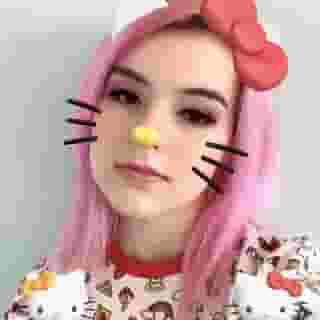 Wish Hello Kitty and Mimmy a very happy birthday by trying the NEW Instagram AR Filter 🎀🎂💛 Available for a limited time! Tap the link in bio or head over to stories to try it like our friend @meritleighton✨ Tag @hellokitty and #HBDHelloKitty for a chance to be featured! 