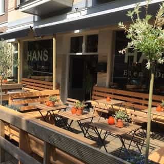 horecaspot⁠
NIEUW op Horecaspot 👀⁠⁠
⁠⁠
🍽 Eetcafé & borrelcafé Hans⁠
📍 Arnhem⁠
✔Verhuur vastgoed⁠ & verkoop bedrijfsexploitatie⁠
⁠
De gezellige huiskamer van Sonsbeek! De huidige eigenaar heeft enorm veel energie gestoken om dit bedrijf om te toveren van een bloemenzaak naar een gezellig eet en borrelcafé.⁠
⁠
Het bedrijf is zodanig ingericht dat meerdere formules hier zonder enige moeite kunnen passen!⁠
⁠
Het bedrijf is gevestigd aan de Jacob Cremerstraat midden in het gezellige populaire Sonsbeekkwartier. ⁠
⁠
Een prachtige locatie met een grote vaste gastenkring in een zeer gezellige buurt! Zeer geschikt voor een horecakoppel.⁠
⁠
Meer info? Brochure of bezichtiging aanvragen? ⁠
🔗 in bio⁠
⁠
#horecaspot #eetcafe #borrelcafe #arnhem #horecapachter #huiskamer #sonsbeekkwartier #hans