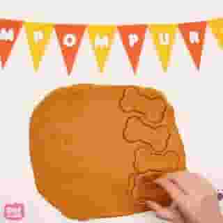 Let's make healthy, homemade dog treats in honor of our favorite brown beret wearing golden retriever #Pompompurin! 🐾  Link in bio to learn how ✨ #HelloKittyandFriends