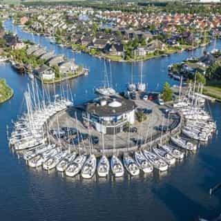 NIEUW aangesloten bij Horecaspot: ⁠
Berendschot Horeca Makelaardij 👀⁠⁠⁠⁠
⁠⁠⁠⁠
Vanaf nu is het aanbod van Berendschot ook te vinden op Horecaspot 📍⁠⁠. ⁠Zij zijn voornamelijk actief in de regio Friesland.⁠
⁠⁠⁠
⁠Benieuwd? 🔗 in bio