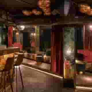 NIEUW op Horecaspot 👀⁠⁠
⁠⁠
🍽 Club ⁠
📍 Amsterdam - (Amstel)⁠
✔ Verhuur vastgoed⁠ & verkoop bedrijfsexploitatie⁠
⁠
Deze club is gelegen op een toplocatie aan de Amstel, om de hoek van het Rembrandtplein.⁠
⁠
De zaak is stijlvol ingericht en heeft een chique uitstraling met veel kleur. De club bevindt zich op de begane grond en beschikt tevens over een kelder. Rondom de dansvloer is het interieur gezellig en intiem ingericht met verschillende soorten meubels die naadloos qua stijl op elkaar aansluiten. De bar is gesitueerd in een hoek en beschikt over alle benodigde faciliteiten.⁠
⁠
Meer info? Brochure of bezichtiging aanvragen? ⁠
🔗 https://horecaspot.nl/aanbod/bedrijf-1101-id3020-club-aan-de-amstel-om-de-hoek-bij-het-rembrandtplein