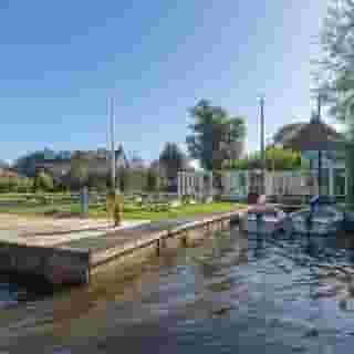 NIEUW op Horecaspot 👀⁠⁠
⁠⁠
🍽 Restaurant de Klokkenstoel⁠
📍 Goingarijp - Friesland⁠
✔ Verhuur vastgoed⁠ & verkoop bedrijfsexploitatie⁠
⁠
In Restaurant de Klokkenstoel is een bijzondere plaats vrijgekomen, namelijk die van ondernemer! Een unieke post op een unieke plek. In een volledig gerestaureerde Friese boerderij, bij een supercharmante haven, aan de Friese meren.⁠
⁠
Meer info? Brochure of bezichtiging aanvragen? ⁠
🔗 link in bio