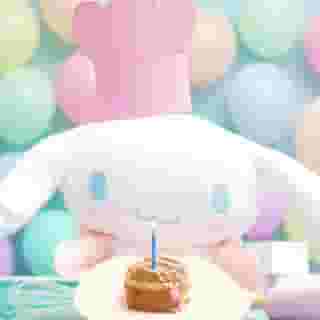 The #Cinnamoroll celebration isn't over yet! Join the festivities and learn how to make his special birthday cake cinnamon rolls 🎂💙They're perfect for any special occasion! Click the link in bio to learn how on the  #HelloKittyandFriends YouTube channel ✨