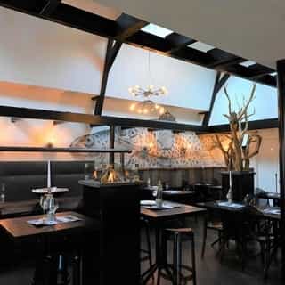 NIEUW op Horecaspot 👀⁠⁠
⁠⁠
🍽 Restaurant Fish & More⁠
📍 Burgh-Haamstede⁠
✔ Verkoop vastgoed⁠ & verkoop bedrijfsexploitatie⁠
⁠
Al 36 jaar (!) exploiteren de eigenaren hier het restaurant. Gelegen aan een horecaplein, met groot terras en het restaurant telt circa 40 zitplaatsen.⁠
⁠
Meer info? Brochure of bezichtiging aanvragen? ⁠
🔗 link in bio