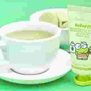 Super sweet & super nourishing 💖 @thecremeshop x @hellokitty & friends collection is available at select @cvs_beauty locations✨ Link in bio to find a store near you! 