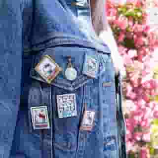 Your pin collection just got sweeter with this month's Friend of the Year pin 💕 Get a supercute @hellokitty pin free with any $35 purchase at select Sanrio stores and online with code JUNEPIN. Link in bio to shop! #HelloKitty45 