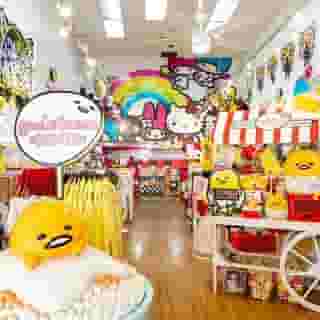 It's an egg-cellent day to visit the @gudetama lazy diner at @sanriojapanesevillage! Meet & greet with #Gudetama from 11am-4pm. The first 50 fans will receive an egg-stra special gift🥚✨ Visit the link in bio for more info! #monthofmeh