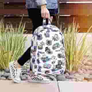 Cute with an edge 💖 Link in bio to shop this @loungefly backpack and more. #sanrio 