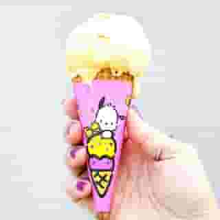 Happy birthday #Pochacco 🐶 Celebrate with his favorite treat: banana 🍌 ice cream! Visit the link in bio for the 🍦 recipe + a supercute Pochacco ice cream cone download on Sweet Happy News 💕 