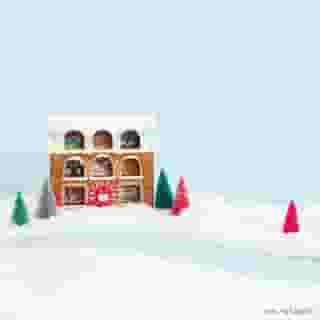 The #Sanrio ❤ @Sugarfina holiday pop-up tour is rolling to @ShopSquareOne in Toronto this weekend, 11/17 and 11/18! Sample treats from the sweet new #Sanrio❤Sugarfina holiday collection while meeting @HelloKitty and #Tuxedosam! Visit the link in the bio for more info.