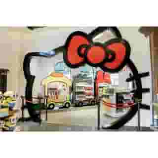 Last week at the grand opening of the Animation Studio Store was so much fun! If you're in #LosAngeles, be sure to stop by @unistudios in #Hollywood 🎞️ Come say hello to @hellokitty and find supercute, theme park exclusive merchandise from your favorite #Sanrio pals! Visit the link in bio for more info.