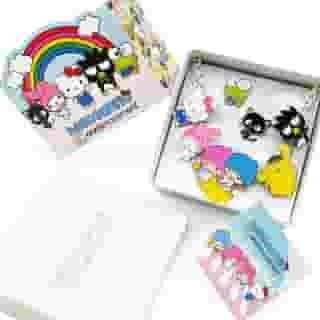 Happy #NationalJewelDay! Today we are celebrating our dear friend @onch and this supercute, limited edition #hellosanrio necklace that he designed for us 💞 Shop link in bio 🌈