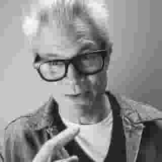 @johnnyknoxville X The Rolling Stone Interview 🖋️ The @jackass co-creator and star reflects on 25 years of adrenaline-junkie behavior, his profound love of bulls, and why this summer’s fifth feature film will be (really!) the crew’s last. Read it now at the link in bio.

Talent @johnnyknoxville
Writer @jalexmorris
Photographer @strange.victory
Deputy Editor Maria Fontoura
Creative Director @joe_hutchinson 
Director of Photography @jennsantana
Photographer assistant Thomas Patton