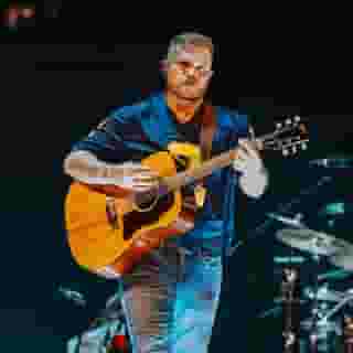 RECORD: @zachlanebryan made history this weekend, as his show at Ann Arbor's Michigan Stadium became the largest-ever ticketed concert in United States history. Hit the link in bio to read our review of the epic night, which included help from a John Mayer opening set. 📷 @jmulka for Rolling Stone