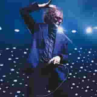 PULP (@welovepulp) took over NYC's Forest Hills Stadium last night. At the link in our bio, revisit Rolling Stone's review of 'More,' the Britpop icons’ first album since 2001 sees them evolve in both sound and outlook. 📷 @sachalecca for Rolling Stone