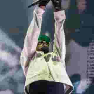 Last night, @wutangclan bid farewell to New York in majestic fashion. The show — billed as the last time that all eight living Wu members will be on the road — brought the ruckus, as well as a slew of guests, to Madison Square Garden. Read our review and see more photos by tapping the link in bio. 📷 @sachalecca for Rolling Stone