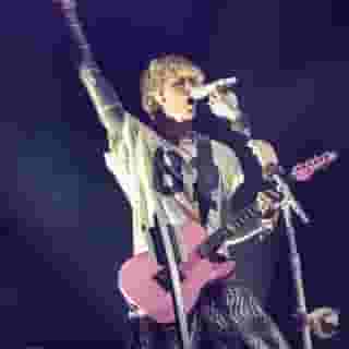 @vanswarpedtour made its big comeback this weekend, taking over Washington, D.C., as part of its three-city run to celebrate its 30th anniversary. See Rolling Stone's recap and full gallery of photos at the link in our bio. 📷 @shotsfromthedark for Rolling Stone