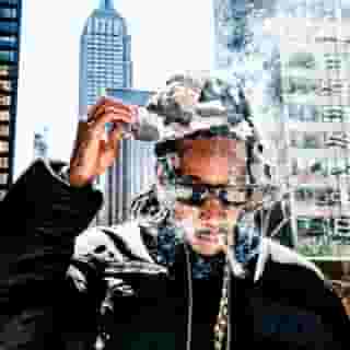 @wizkhalifa visited Rolling Stone's offices to chat about his new mixtape ‘Kush + Orange Juice 2’, the key to longevity, and why we need to bring weed back to the forefront of rap. Read it now at the link in our bio. 📸 @maju.rogo for Rolling Stone