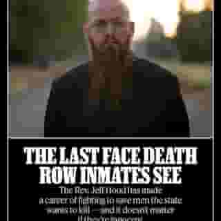 Reverend Jeff Hood has made a career of fighting to save men the state wants to kill. A foul-mouthed firebrand who doesn’t really care if the men he works with are innocent or not, the reverend thinks all people are worthy of love and redemption and that the death penalty is evil. "I’ve always tried not to look these guys up before I go and talk to them. I want to give them a chance to be known as something other than a serial killer or rapist." Hit the link in bio to read more. 📷 Nick Oxford for Rolling Stone