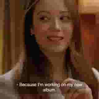 @laufey gets real about songwriting, the imperfections, and knowing when a song is done on the latest episode of “Cards on the Table” with @hasanminhaj, Dr. Anne-Marie Imafidon (@notyouraverageami), and @stanleytucci. 

Full episode linked in our bio, presented by @allbirds