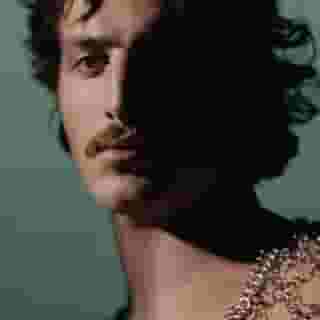 @bensonboone is finishing up a new album, tentatively titled 'American Heart,' set for spring or summer, and he’s more than ready to move beyond his hit — no matter how big it was.

"I think I’m getting to the point where I just want people to know that there’s more than just that song," he tells Rolling Stone. "I think I’m a little past that point. But of course I still love the song. I’m still proud of it. And I’ll be performing it for a while, so I hope that feeling sticks around."

Hit the link in bio to read the cover story and see all the photos. Photographer & Director @kanyaiwana x @delarevolucion, Cinematographer @jayswuen