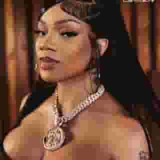 At Rolling Stone's #MusiciansOnMusicians event, @BustaRhymes talked about what he loves about @glorillapimp: "She is unfiltered. She's not politically correct. She's the truth." The two linked up at the Apollo Theater to share mutual admiration and talk rap technique and more – hit the link in our bio to read the conversation. 

Writer @toureshow
Photographer & Director @josefinasantos