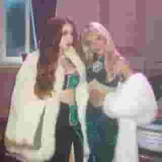 Behind the scenes of Sabrina Carpenter's 'A Nonsense Christmas' special. 🎅 📸 via @sabrinacarpenter