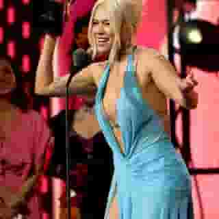 The Latin Recording Academy returned to Florida for its annual Latin Grammy Awards ceremony. ⚡ Karol G made history, Juan Luis Guerra won Album of the Year, and Ela Taubert earned the Best New Artist trophy – see more winners at the link in our bio. 📸 Rodrigo Varela/Getty Images for The Latin Recording Academy, Dia Dipasupil/Getty, ZAK BENNETT/AFP via Getty, Alexander Tamargo/Getty, Romain Maurice/WireImage