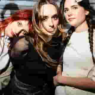 New York rock trio @hellomary played Bowery Ballroom last night in support of their excellently moody new album, ‘Emita Ox.’ Read our interview with the band and see our backstage photos from their hometown show at the link in our bio. 📸 @grifflotz for Rolling Stone