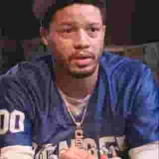 We caught up with @veezeworst to chat about his Detroit roots and how the city’s eclectic aura inspired his music and unique fashion style.
Full interview linked in our bio, presented by @stockx