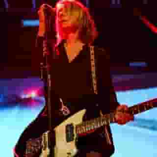 Kim Gordon played the Knockdown Center in Queens, New York, and brought along an expertly curated bill of supporting acts including L'Rain, Kelsey Lu, Bill Nace and Circuit des Yeux, and more. Rolling Stone was there to capture the scene – see more photos at the link in our bio. 📷 @aliceplati for Rolling Stone