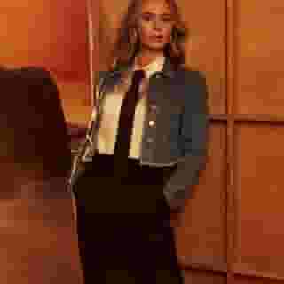 "She's abrasive – and I loved her." Emily Blunt spoke to Rolling Stone all about her role as Kitty in 'Oppenheimer.' She went deep on her scenes with Cillian Murphy, the joys of playing "complicated" women, and acting drunk – read it now at the link in our bio. 📷 @austinhargrave