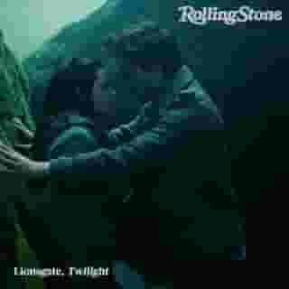 On the 15th anniversary of ‘Twilight’, director Catherine Hardwicke and composer Carter Burwell reflect on the romantic origin story of "Bella's Lullaby," which Burwell originally wrote the piece in an effort to get back together with his now wife. Watch the full video at the link in our bio.