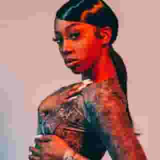 Flo Milli is pure self-confidence. On ger new album, she's getting vulnerable for the first time. Rolling Stone talked to the star about her four alter egos, love from Lil Wayne, working it out at the rage room, and a whole lot more. Hit the link in bio to read. 📷 @diwangvaldez for Rolling Stone