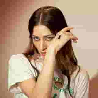 @carolineplz has dropped a new song, “Blood and Butter,” and shared the track list for her upcoming album, 'Desire, I Want to Turn Into You,' set to arrive (aptly) on Valentine’s Day, Feb. 14. More at the link in our bio. 📸 @mutedfawn for Rolling Stone