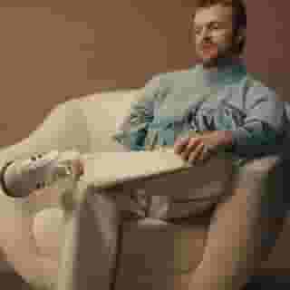 From Green Day to Beck, @finneas shares his early influences and inspirations in a reflection on coming of age in the music industry. Click the link in our bio to watch highlights from our conversation, presented by @audible Words + Music