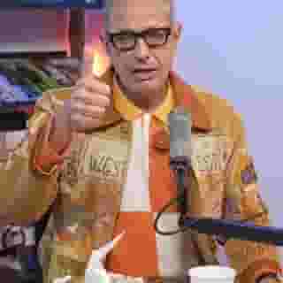 in case anyone's wondering, @jeffgoldblum ranks @billnye "10 Goldblums out of 10 Goldblums" 👍 hit the link in bio to see more