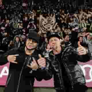 Exclusive: @systemofadown's @shavoodadjian and @cypresshill's @breal link up for a @lafc playoff run soundtrack "Reppin’ the City" and we have the premiere. Hit the link in @RollingStone's bio to watch the video. 📸