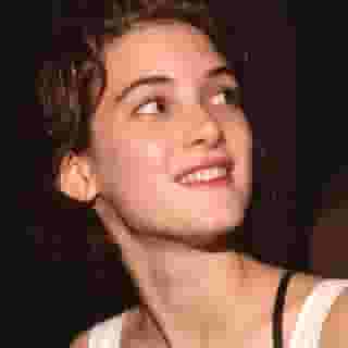 Winona Ryder is amazing for this: according to David Harbour, she was on the set of Stranger Things fact-checking scripts about 1980s accuracy, making sure they stayed true to the era. Hit the link in bio to learn more. 📸 Ralph Dominguez/MediaPunch /IPX, John Nacion/STAR MAX/IPx 2022