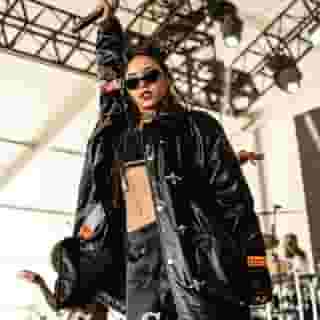 Another look at all the action down at @bonnaroo ☀️ Hit the link in bio to see all the photos in our gallery. 📸 @grifflotz for Rolling Stone