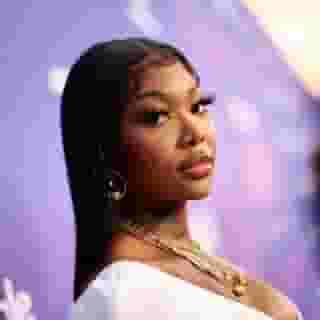 Happy birthday, @summerwalker! 🎈⁠
⁠
Hit the link in our bio to revisit our Musicians on Musicians series with R&B high priestesses @summerwalker and @erykahbadu. The two trade wisdom on finding love, embracing their inner boss, and aliens among us.⁠
⁠
📸Emma McIntyre/Getty Images, @internetbby