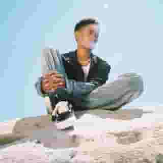 @syd, the frontwoman for alt-R&B darlings @theinternet, unfurls an epic tale of love and loss with lush production on ‘Broken Hearts Club.' Hit the link in our bio to read our review of her second album. ⁠
⁠
📸 Swurve