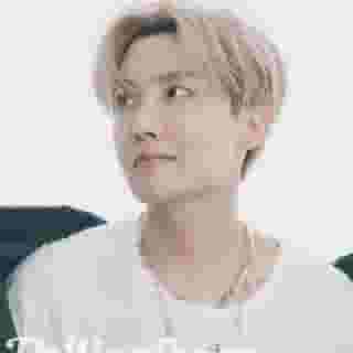 It's February 18 in South Korea which means we're celebrating J-Hope's birthday! The rapper, dancer, songwriter, and producer turns 28 today. Hit the link in bio to read our cover story with him. #BTS 

📸 @hongjanghyun