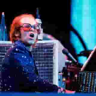 Hear “Where’s the Shoorah?” the 1976 Elton John obscurity sampled in his new Top 10 hit “Cold Heart (Pnau Remix)” at the link in our bio.⁠
⁠
Photo: Anwar Hussein/Getty Images