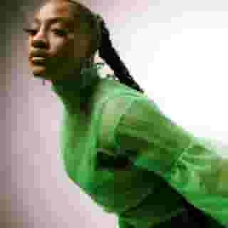 “Everything is special about Tems,” Wizkid, one of the brightest stars in Nigerian pop, told Rolling Stone last month. “Everything.” In just three years, Tems, 26, has established herself as one of the African diaspora’s most intriguing artists. She shines on Wizkid’s summer smash “Essence,” and dueted with Drake on 'Certified Lover Boy.' Right now, she’s on a tour of the US, having just sold out New York City’s S.O.B.’s and with a turn at Afropunk Atlanta up next. From her first single, 2018’s “Mr Rebel,” Tems quietly introduced herself as a distinct voice in her native Nigeria’s musical landscape. Whereas much of the country’s popular music employs energetic polyrhythms and lively, uptempo melodies, Tems’ “Mr Rebel,” has a subdued foundation of spaced-out snaps and careful, plunking keys that showcase her deep, earthy singing. The song’s darkness and abstraction is now characteristic of her unique songwriting style. As much as “Mr Rebel” feels like a slow trudge through a tormented mind, Tems also declares her power on it: “I’m the winning sound/I’m the crown/I’m the vibe/I’m the leading vibe.”⁠
⁠
Tems stands firmly in this kind of self-assurance on her newest EP, 'If Orange Was Place.'⁠
⁠
Tap the link in bio to read our review.⁠
⁠
Photo: Roderick Ejuetami