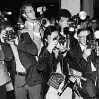 Thanks to Instagram and a pandemic, Hollywood’s paparazzi industry is flourishing off pre-planned “candids” — often organized by stars themselves.⁠
⁠
Hollywood’s paparazzi business used to look quite different. In the early 2000s, you’d hear frequently about clashes between paps and celebs, from stunts gone wrong to outright violence, and the often-embarrassing photos that landed in “Stars, They’re Just Like Us!” tabloid pages were the result of professional stalking. But social media has turned the pap-celeb relationship from one of contention to collaboration.⁠
⁠
Now, celebrities control their own narratives — they readily offer bikini bodies and makeup-free selfies from their own cameras, which are devoured by fans despite the digital nip-tucks — and call photographers like Diggs to stop by at their own whims⁠
⁠
Tap the link in our bio to read more.⁠
⁠
Photo by George Rose/Getty Images