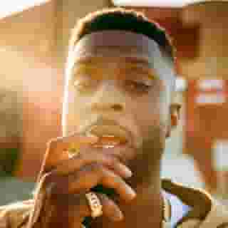 Isaiah Rashad had the courage to start over.⁠
⁠
The TDE rapper gave us unique access to himself and his community in anticipation of his long-awaited comeback album, ‘The House Is Burning.’⁠
⁠
Tap the link in our bio to read his interview.⁠
⁠
Photos by Carlos Gonzalez for Rolling Stone⁠
Styling by Cynthia Sanchez