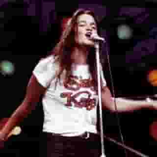 The return of Sister Kate.⁠
⁠
Fifty years ago, James Taylor's sister released her debut album, then promptly vanished from the scene. Now, decades after she traded rock stardom for life in a teepee, Kate Taylor is back.⁠
⁠
Tap the link in bio to read more.⁠
⁠
Photo: Bonnie Lippel/Courtesy of Liz Witham